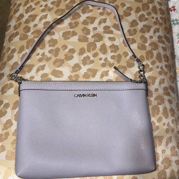 Calvin Klein Light Purple shoulder bag 💜 - Picture 1 of 5